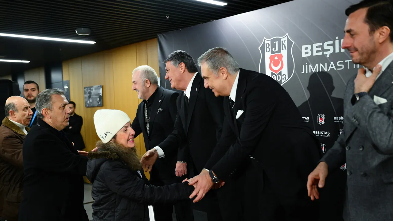 Serdal Adalı'dan bayram mesajı: Beşiktaş'ın gücüne inanıyorum