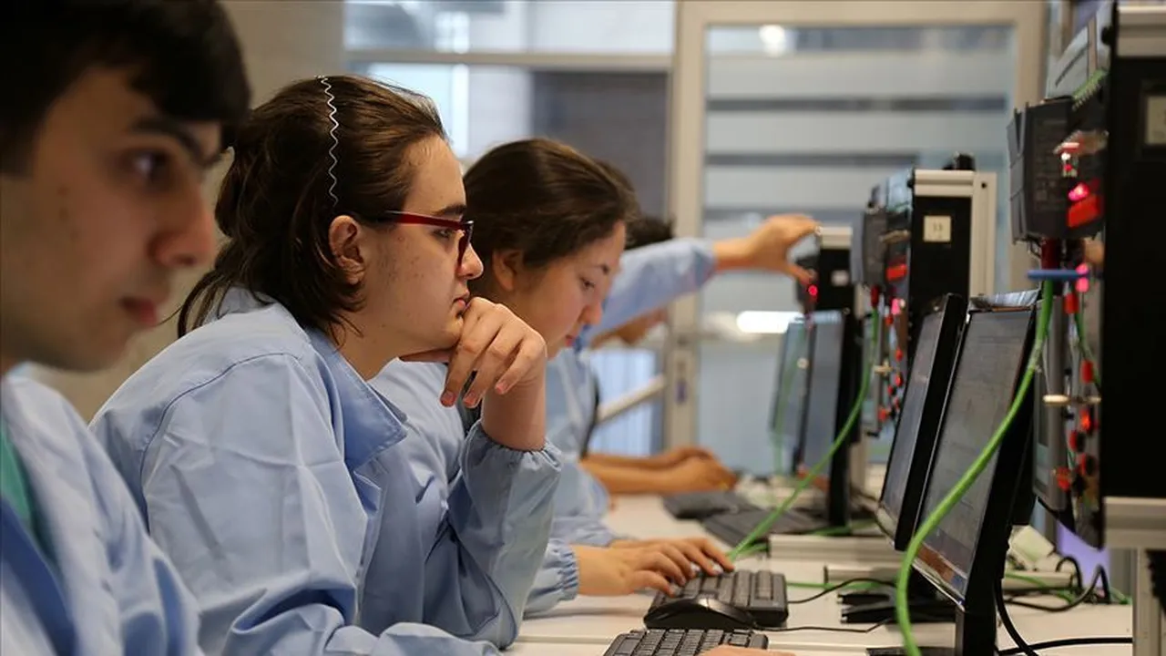 Tatil takvimi belli oldu! Ramazan Bayramı 2026’da tatil kaç gün? Bayram ne zaman bitecek?