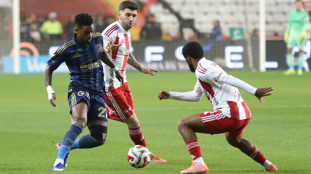 Fenerbahçe'ye bir kötü haber daha: Nelson Semedo'nun sakatlık durumu