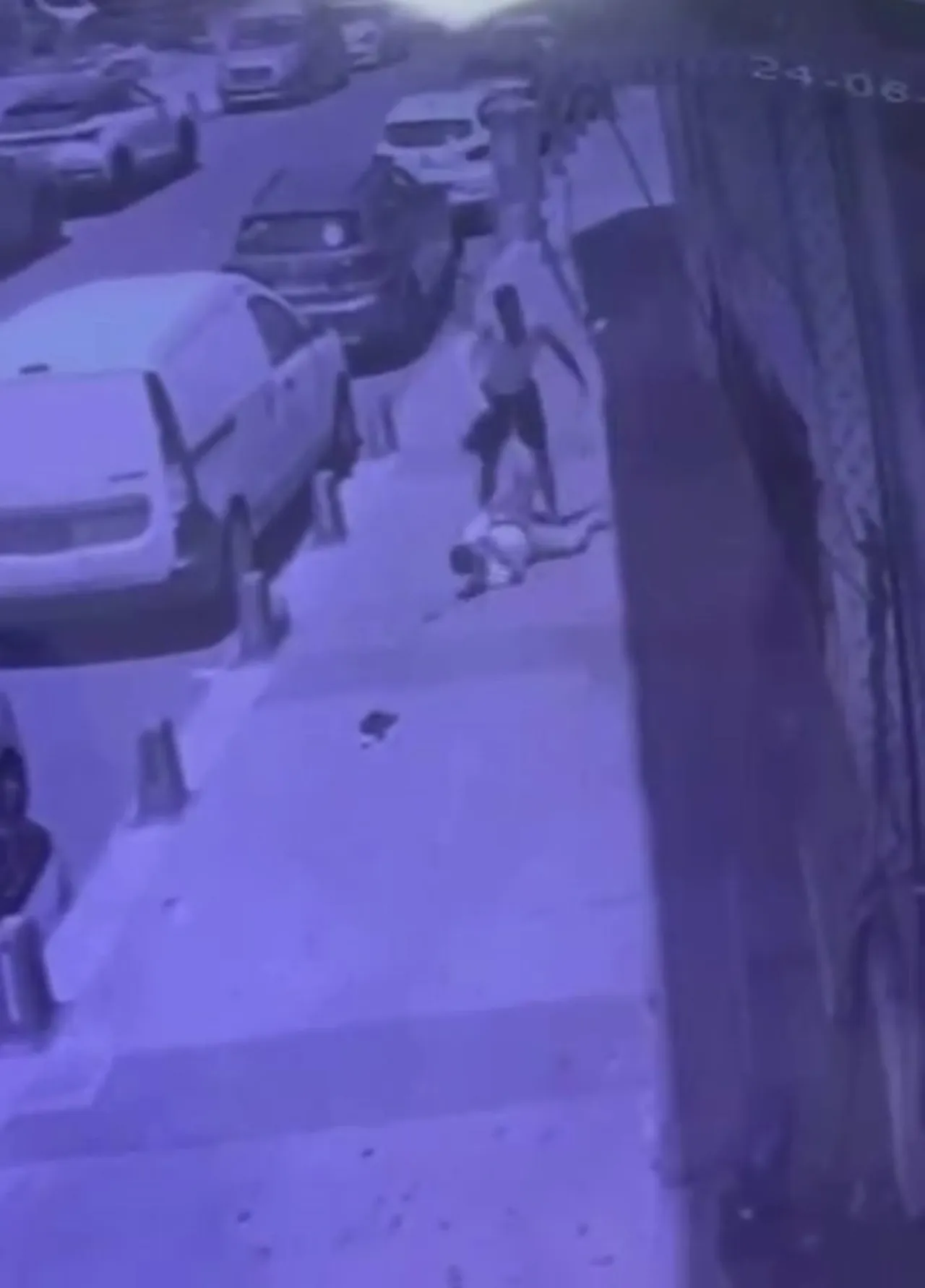 Kız kardeşinin erkek arkadaşını öldürmüştü! 1 yıl önce de bir çocuğu darp etmiş