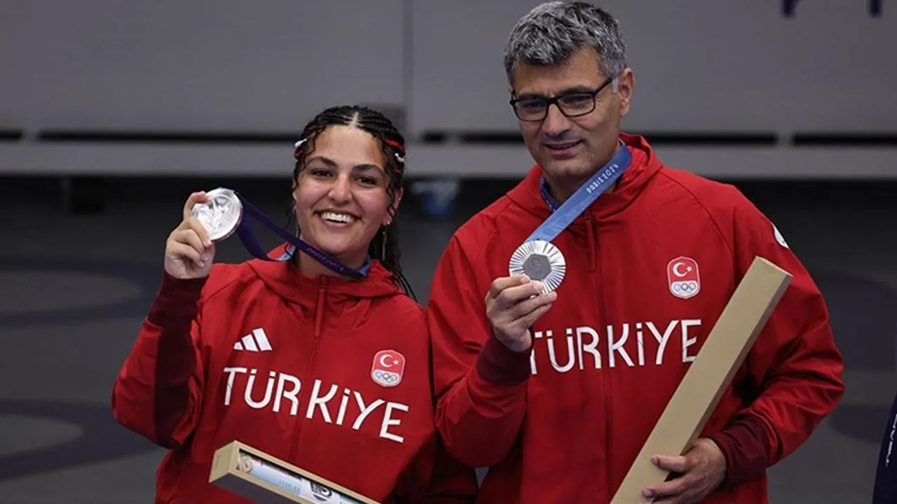 Şevval İlayda Tarhan ile Yusuf Dikeç, gümüş madalya kazandı