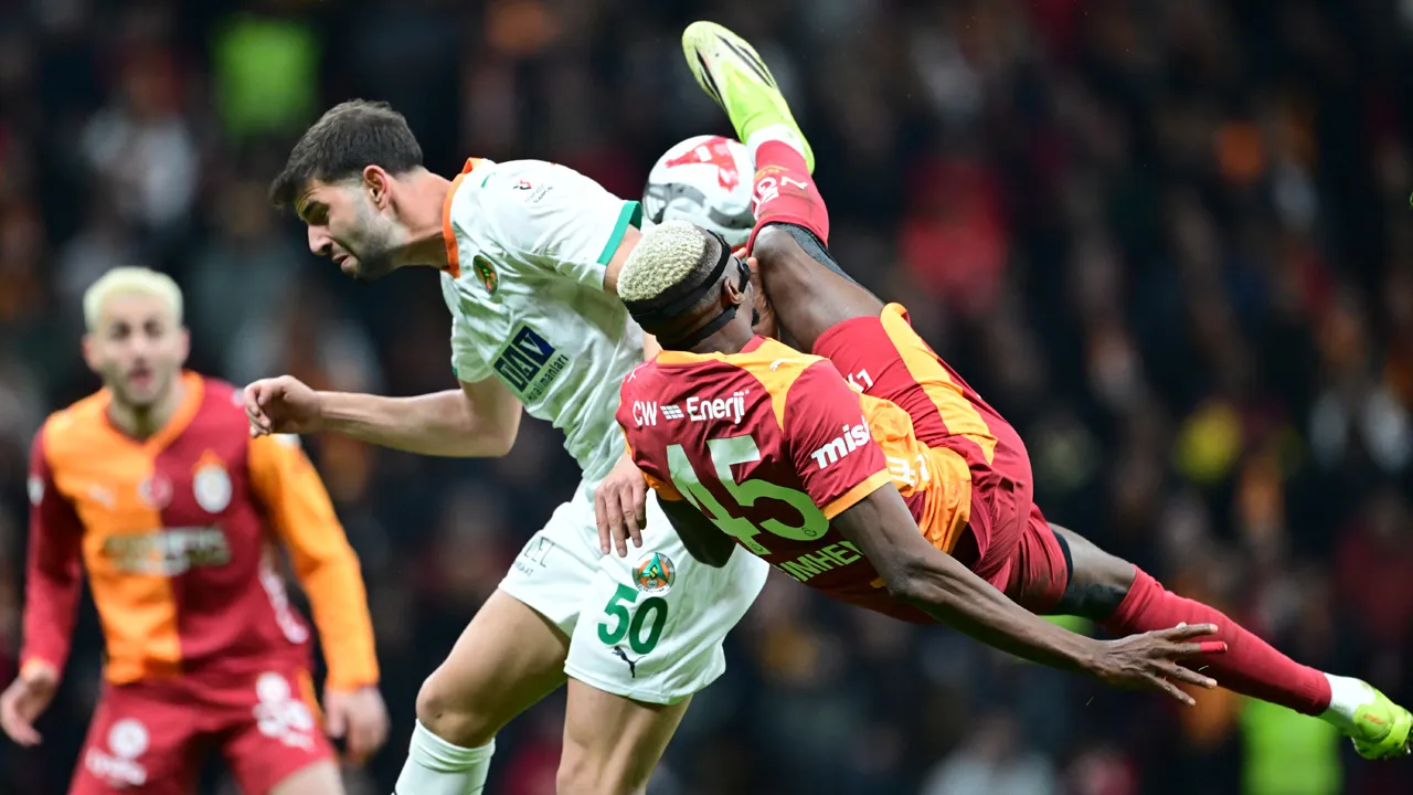 Sosyal medya bunu konuşuyor: Alanyaspor oyuncusundan Galatasaray beğenisi