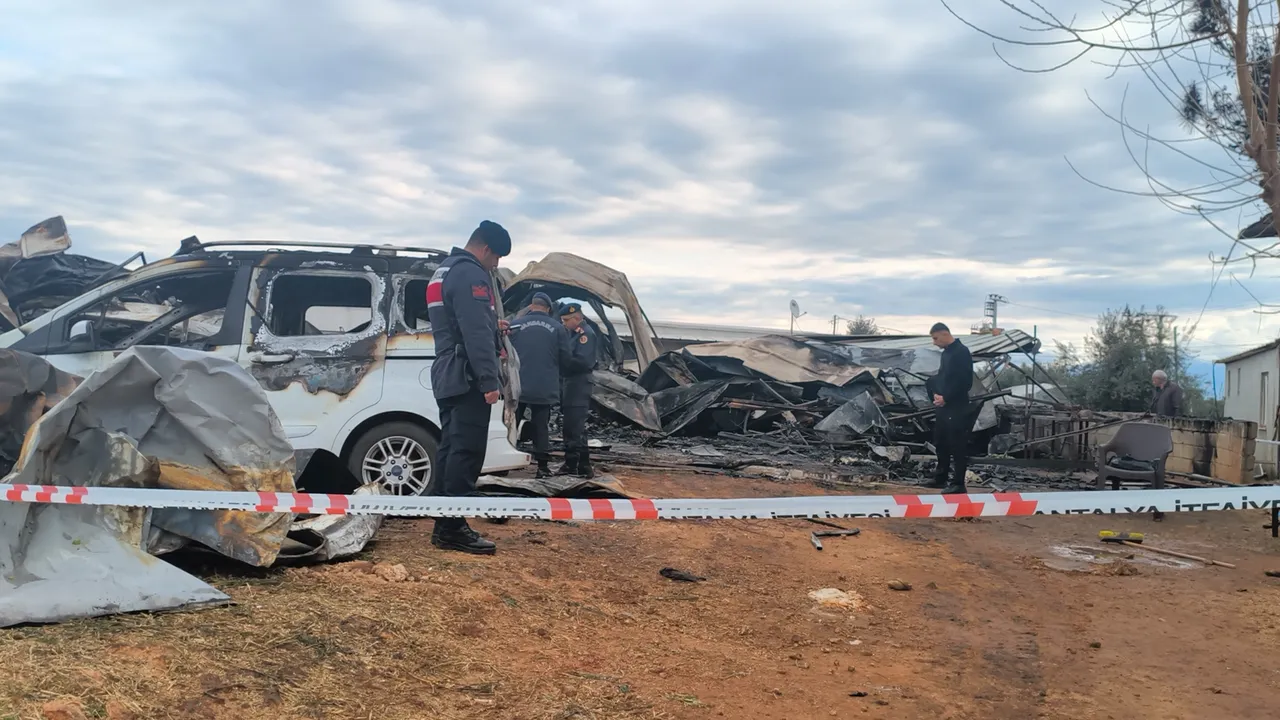 Antalyada yangın faciası! 5i çocuk 6 kişi hayatını kaybetti, kahreden detay