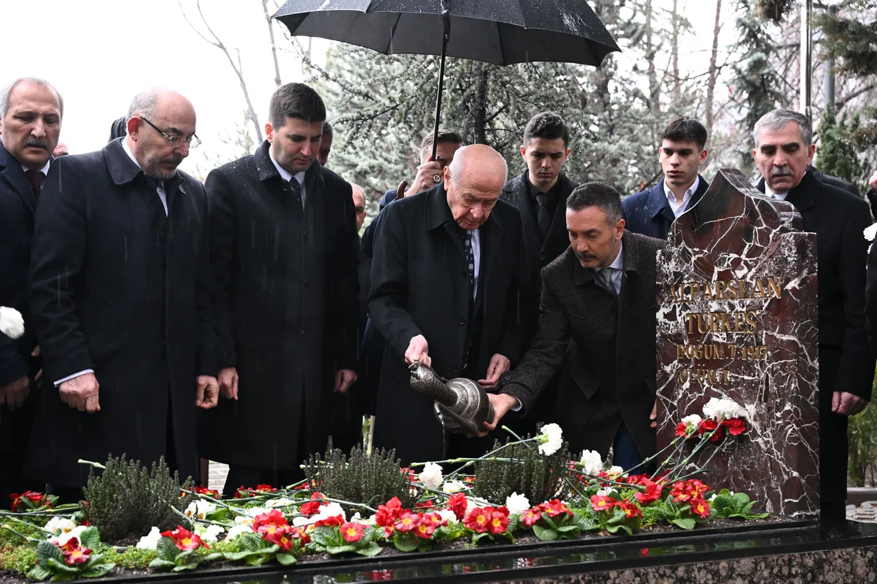 Bahçeli’den bayram ziyaretinde dikkat çeken mesaj: Yeni Türkiye'nin adımları atılacak