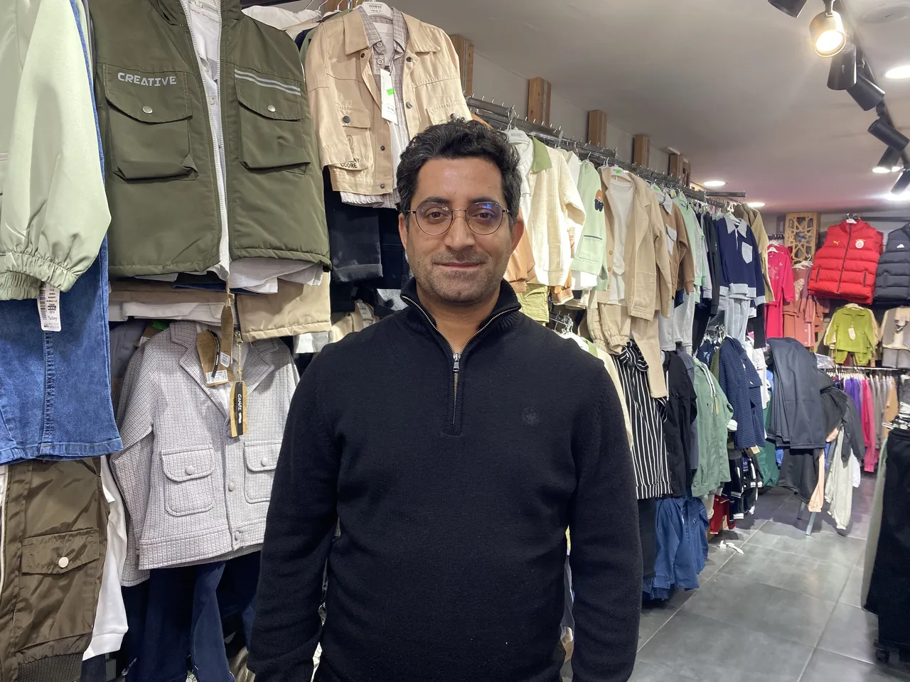 Bayram vurgunu: İki kadın yoğunluğu fırsat bilip mağazayı soydu