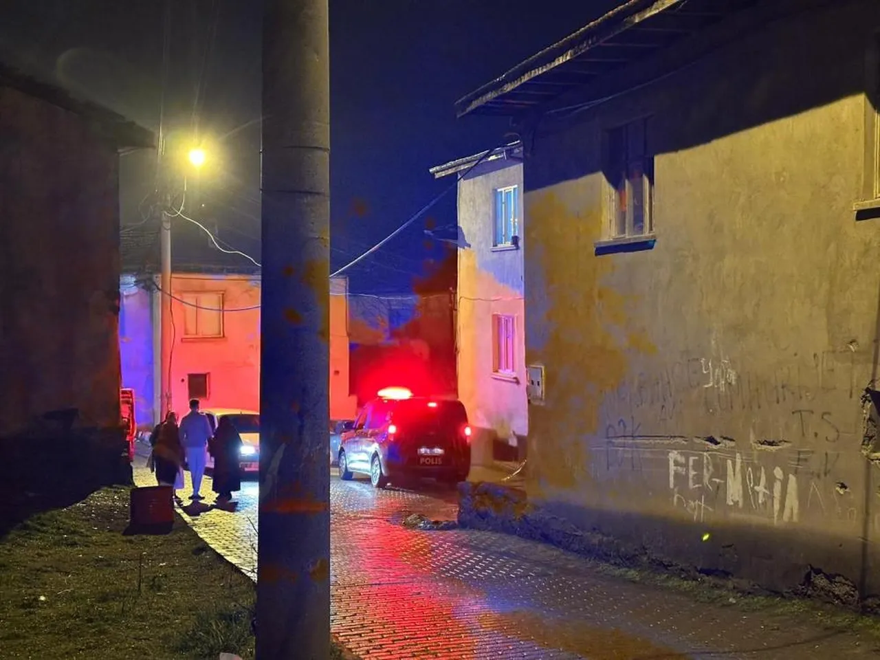 Çankırı'da yangın faciası! Müstakil ev mezarları oldu