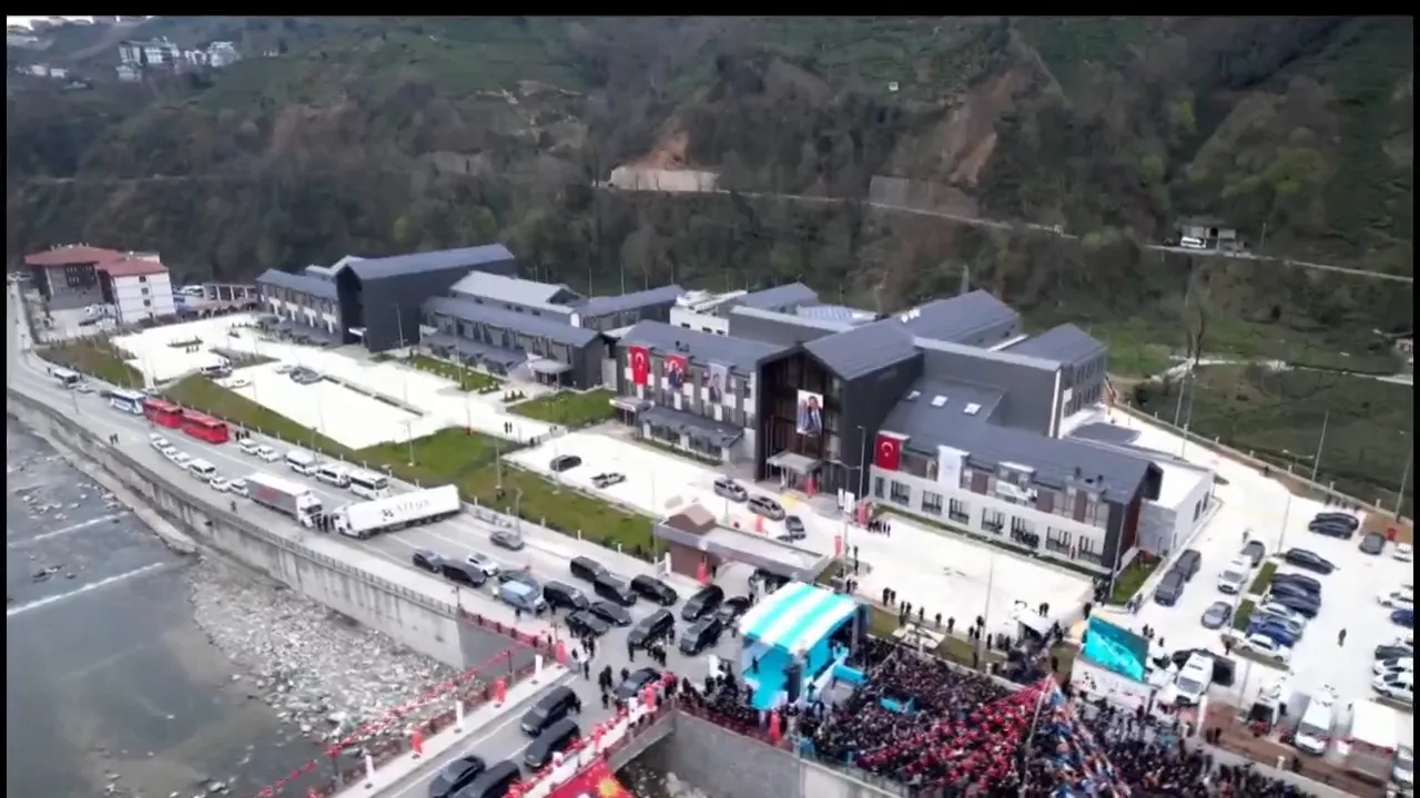 Güneysu Tenzile Erdoğan Devlet Hastanesi