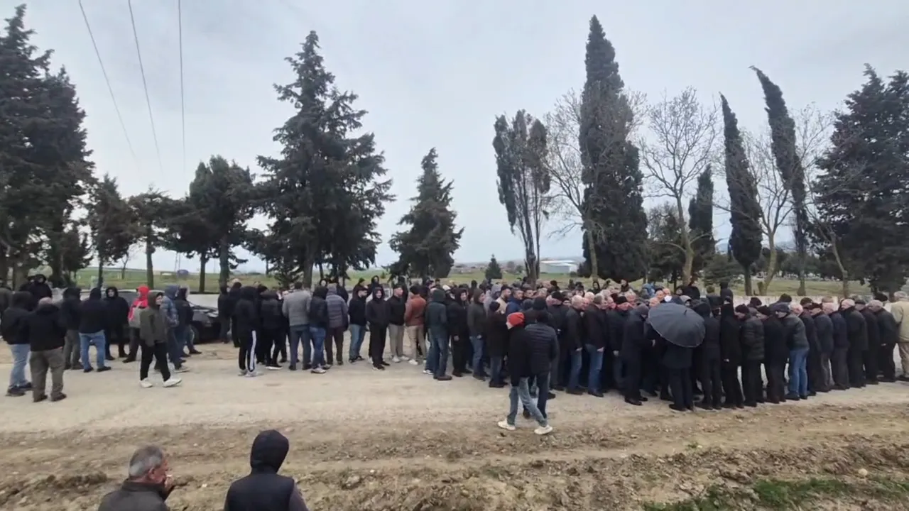 Edirne'de 90 yıllık bayram geleneği! 10 bin kişi katıldı