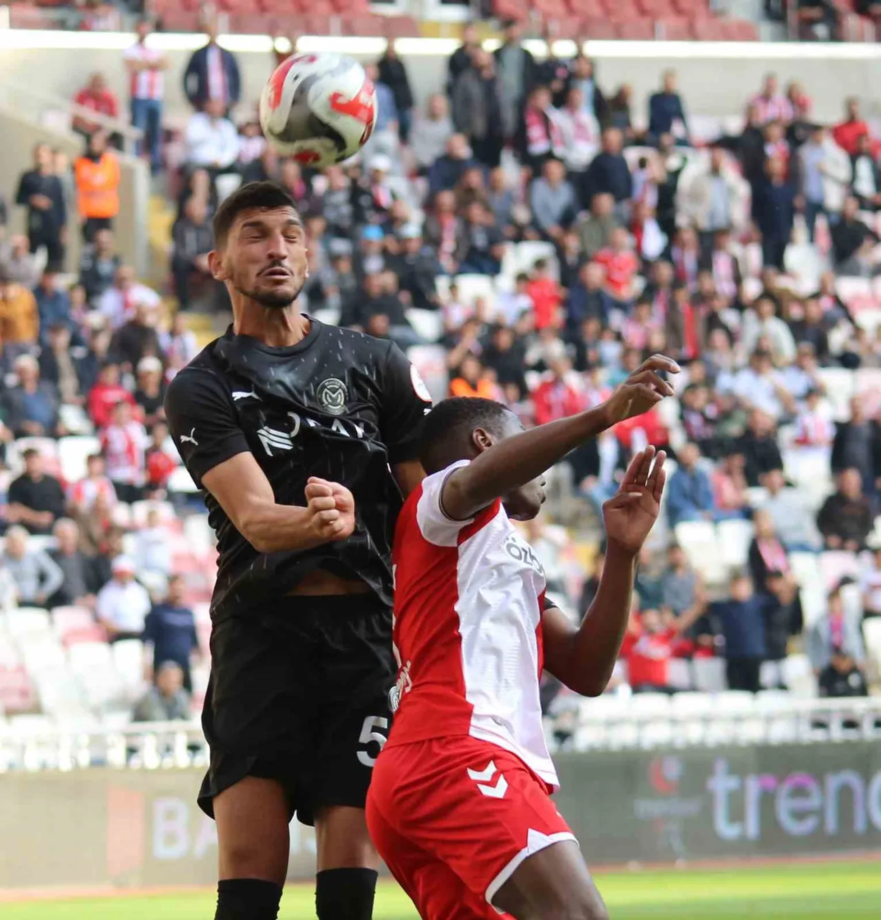 İşte şifresiz canlı yayın bilgileri! Manisa FK-Sivasspor maçı hangi kanalda, saat kaçta?