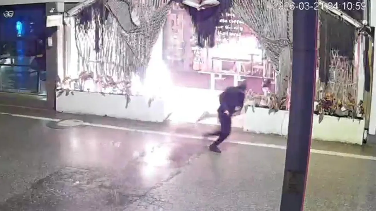 Kafeyi kundaklayıp kaçtı! Polis şüpheliyi arıyor