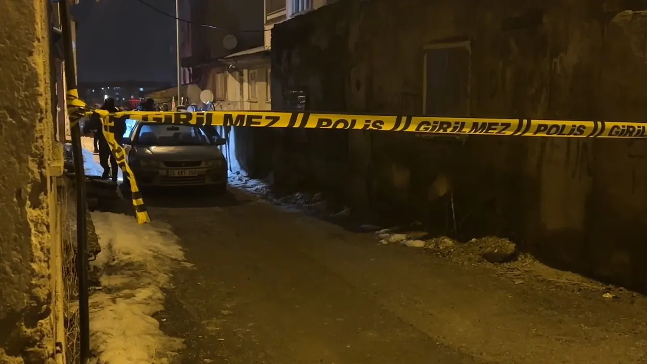 Kan donduran olay: Boğazından bıçaklanmış halde bulundu