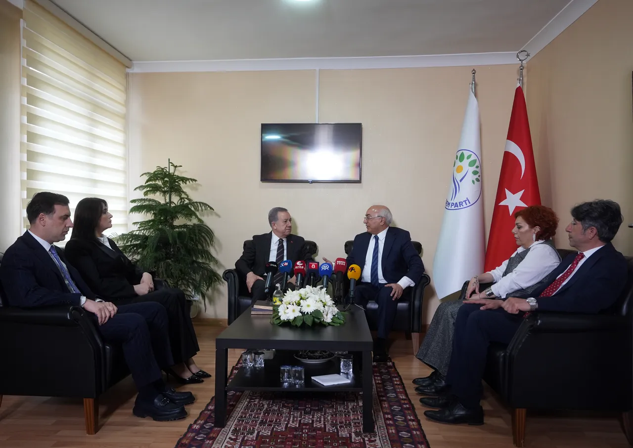 MHPden AK Partiye bayram ziyareti