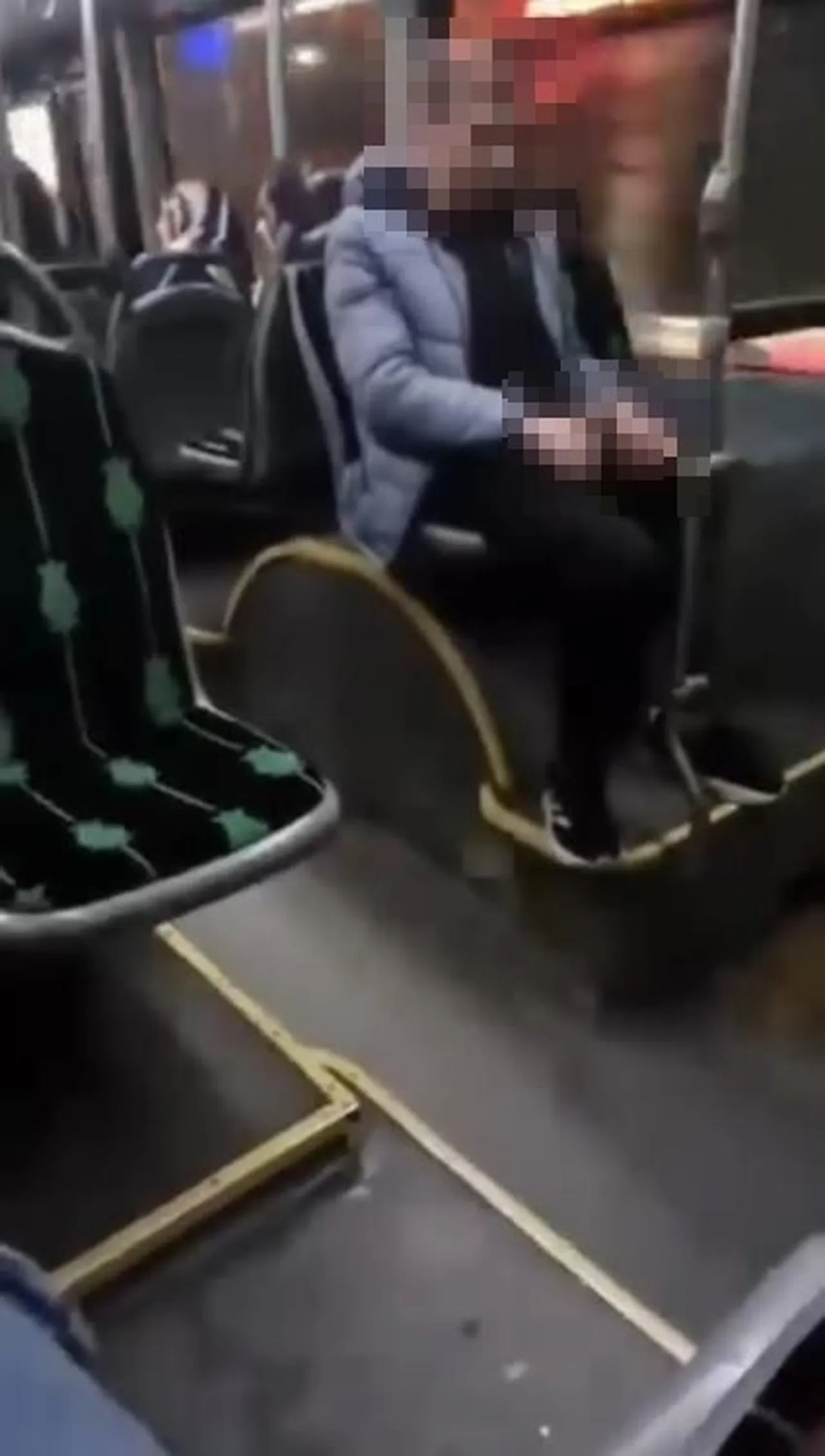 Otobüste bir sapık! Yaşananları yolcular kaydetti