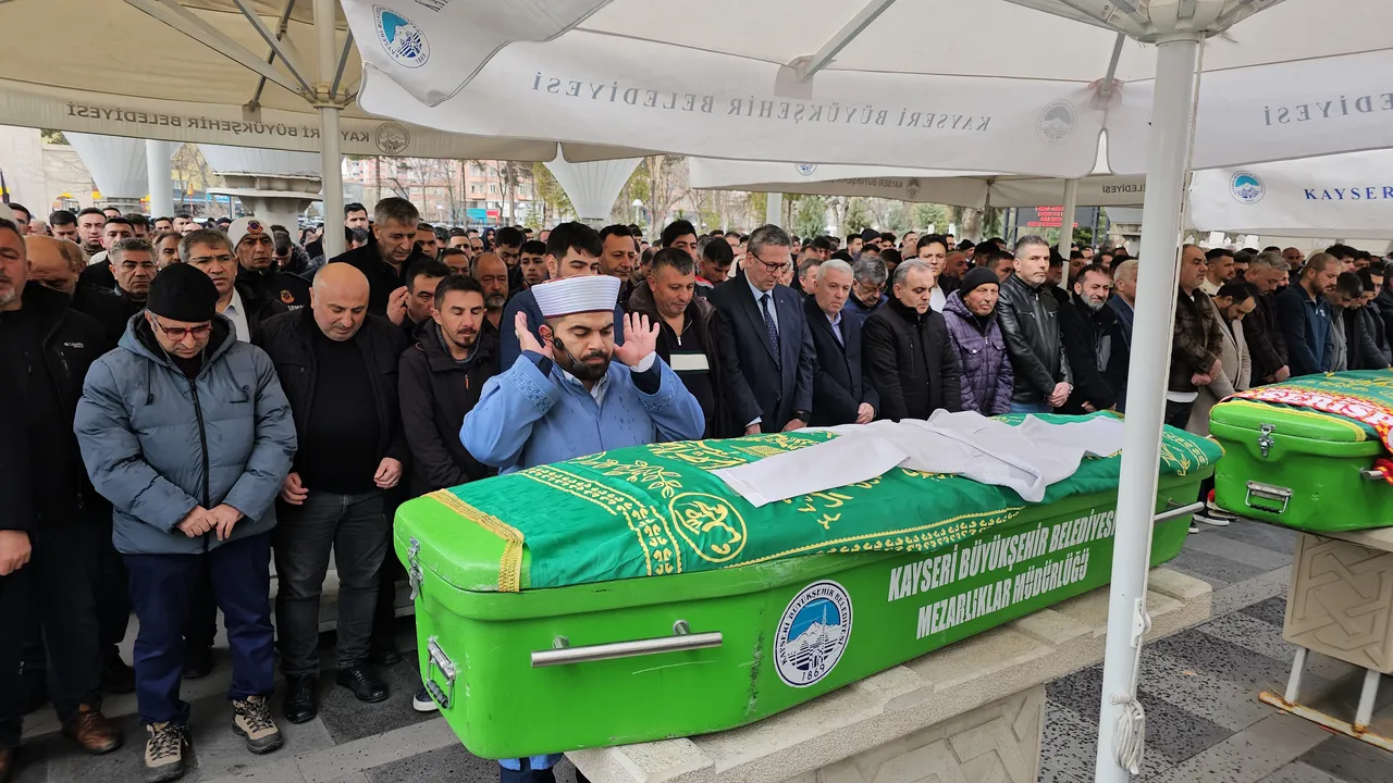 Tıp öğrencisi Yaren’e veda! Cenazedeki detay yürek burktu