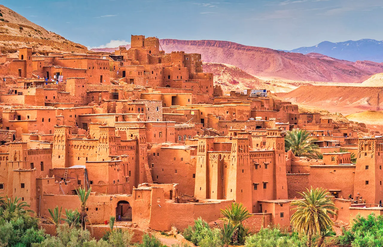 Ürküt, korkut, yönet! Kâhine