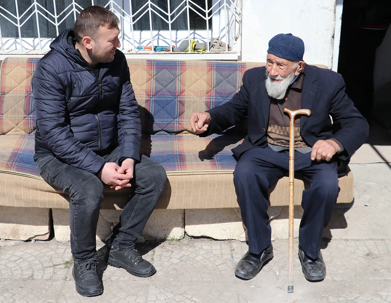 99 yaşında Kaya dede görenleri şaşırttı: Gücümü Cenab-ı Allaha borçluyum