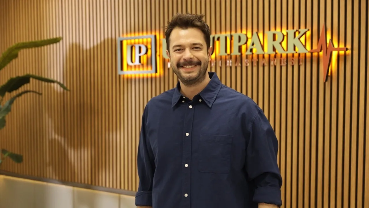 Atakan Çelik kimdir, kaç yaşında? Doktor Başka Hayatta dizisine konuk oldu