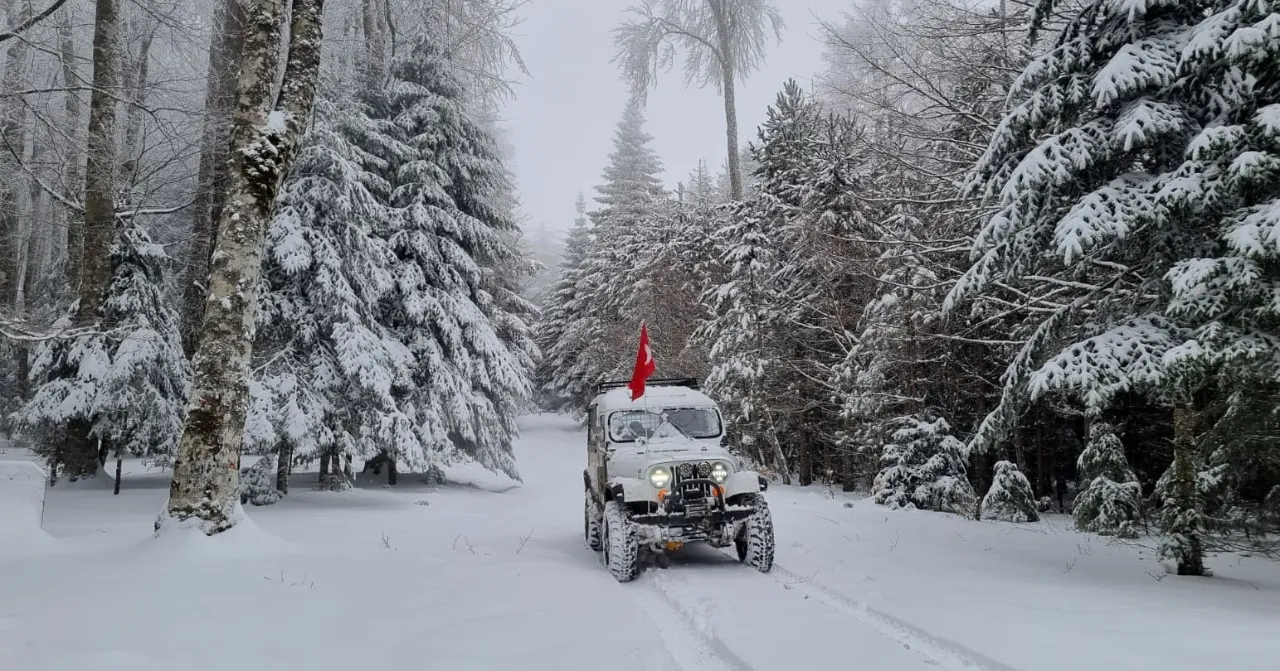 Martta kar bereketi! Bahar bayramında ülke beyaza büründü