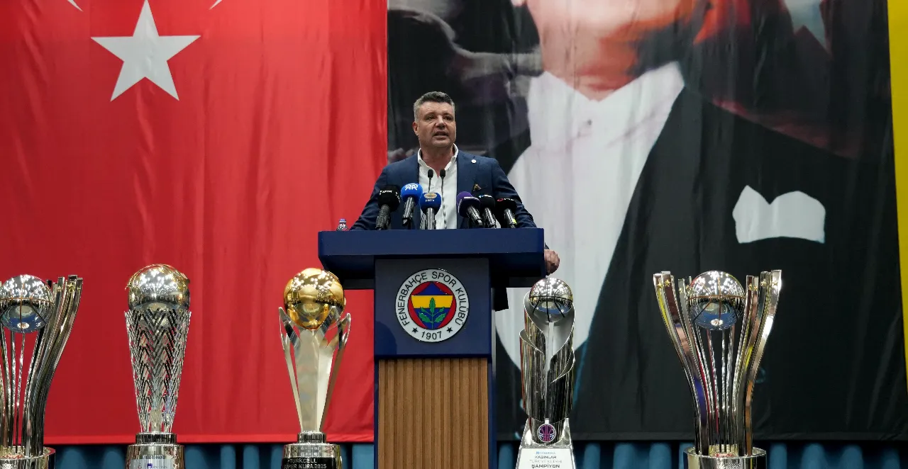 Sadettin Saran'dan iddiaları sözler: Çok daha fazla kupalar alacağız
