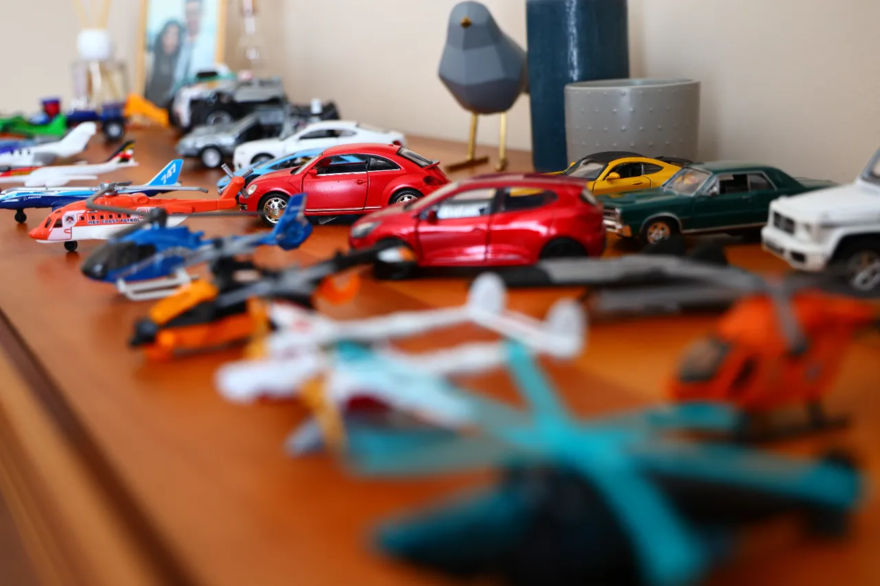 Aldığı hediye ilham oldu! Öğretmenden şaşırtan koleksiyon, 16 yılda bin 500 tane topladı