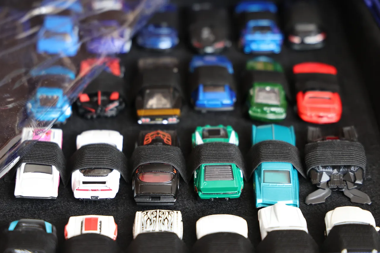 Aldığı hediye ilham oldu! Öğretmenden şaşırtan koleksiyon, 16 yılda bin 500 tane topladı