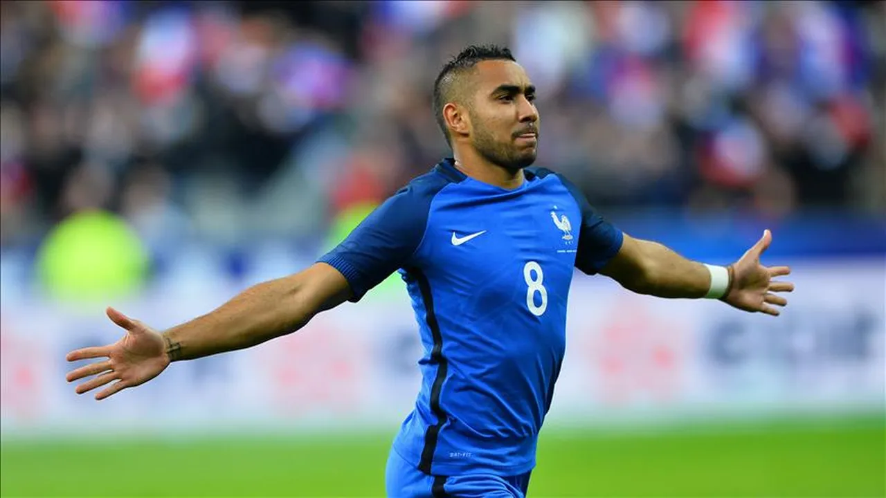 Payet, Fransa milli takımıyla 38 maça çıktı ve 8 gol attı