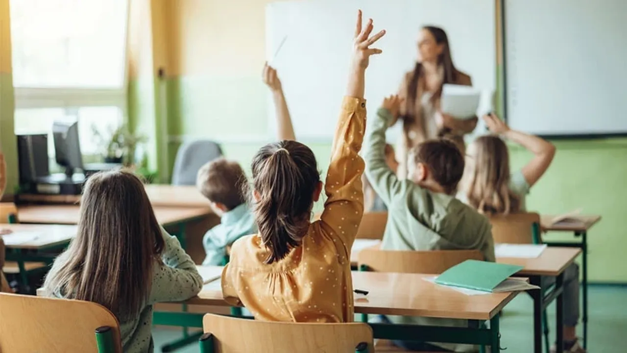 Milli Eğitim Akademisi 10 bin öğretmen alımı kesin kayıt hakkı kazananlar açıklanıyor