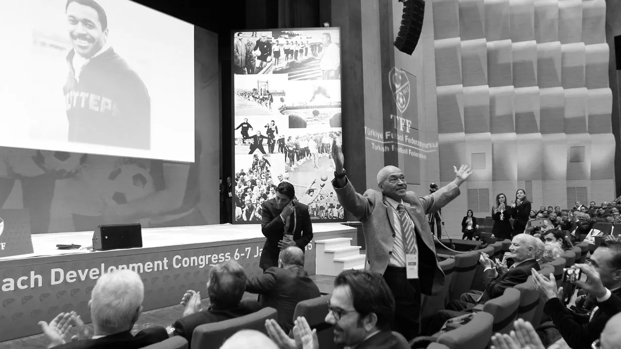 Türk futbolunun acı kaybı