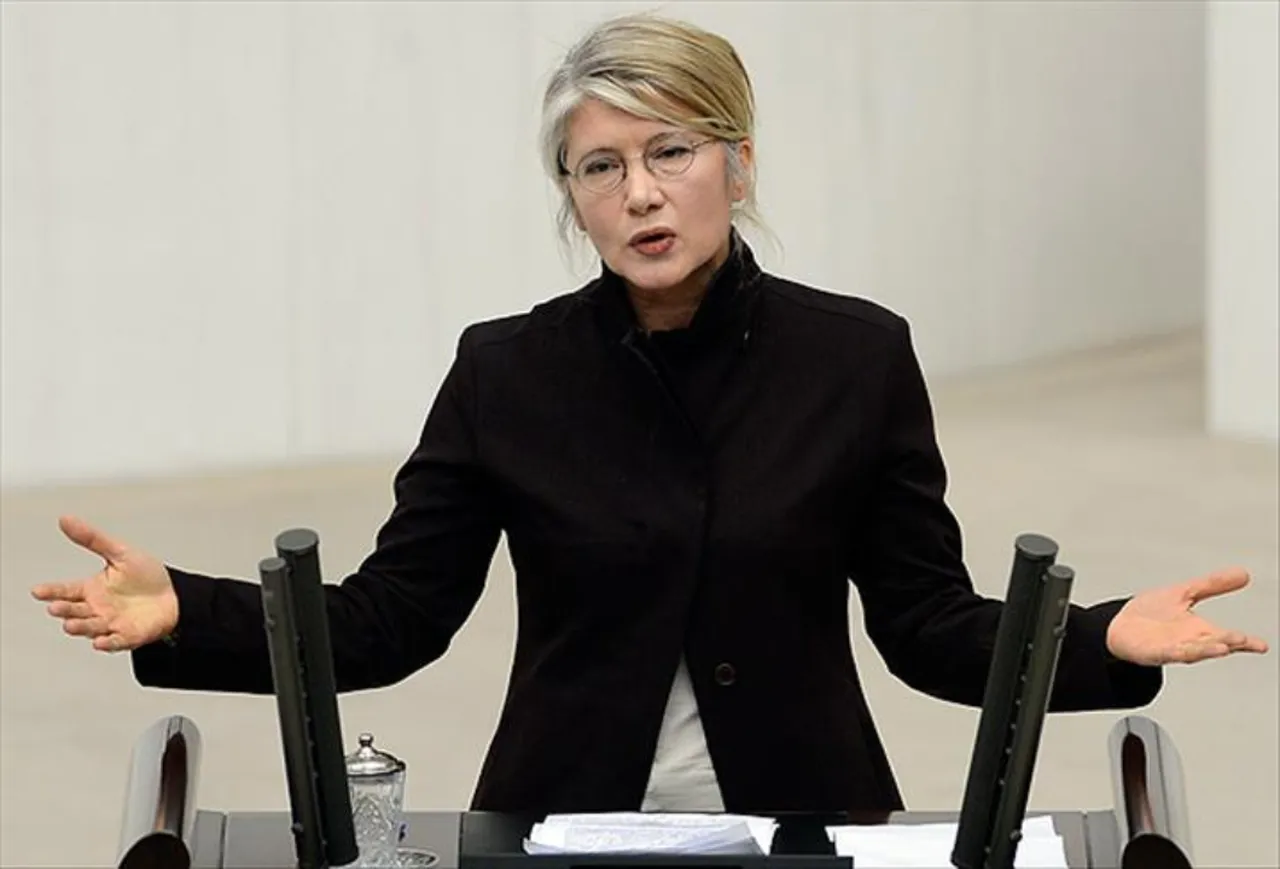 Emine Ülker Tarhan kimdir? Emine Ülker Tarhan'ın özgeçmişi