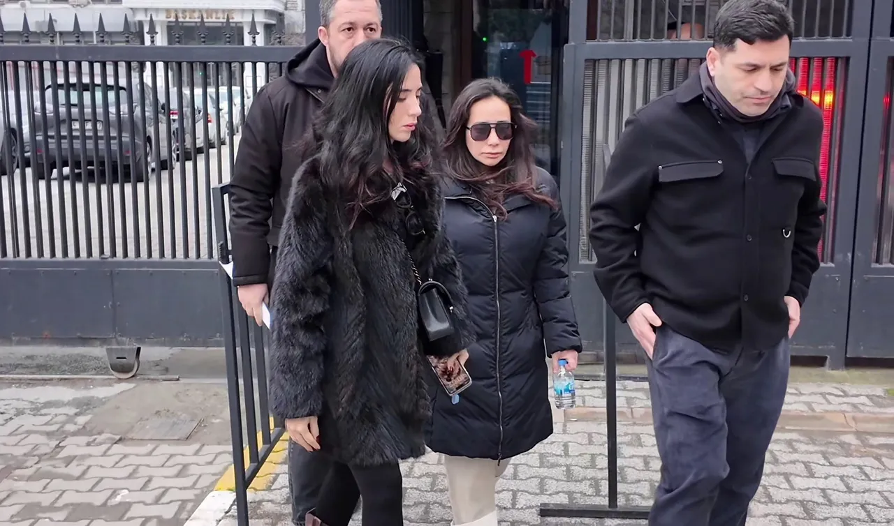 Erol Köse'nin kızı Dijan Nazlan Köse