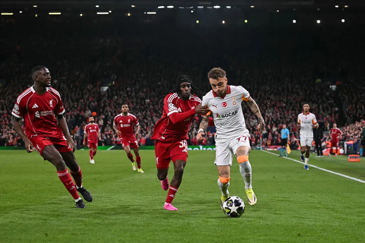 Noa Lang, Liverpool deplasmanında