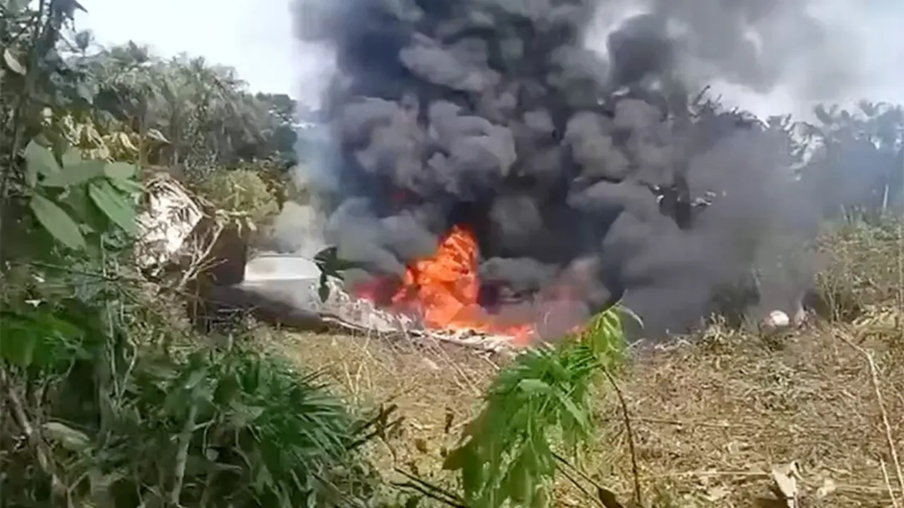 Kolombiya'da askeri uçak düştü: Çok sayıda ölü ve kayıp var