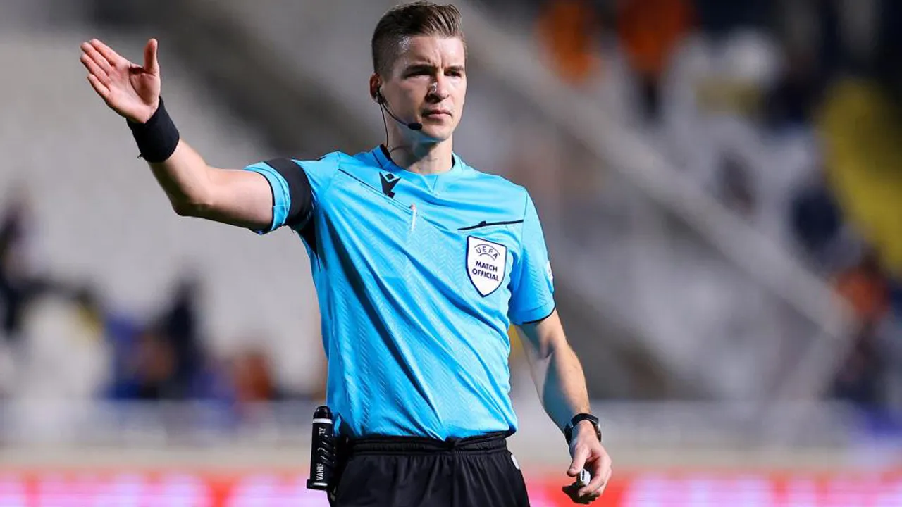 UEFA duyurdu: Türkiye-Romanya maçına Fransız hakem