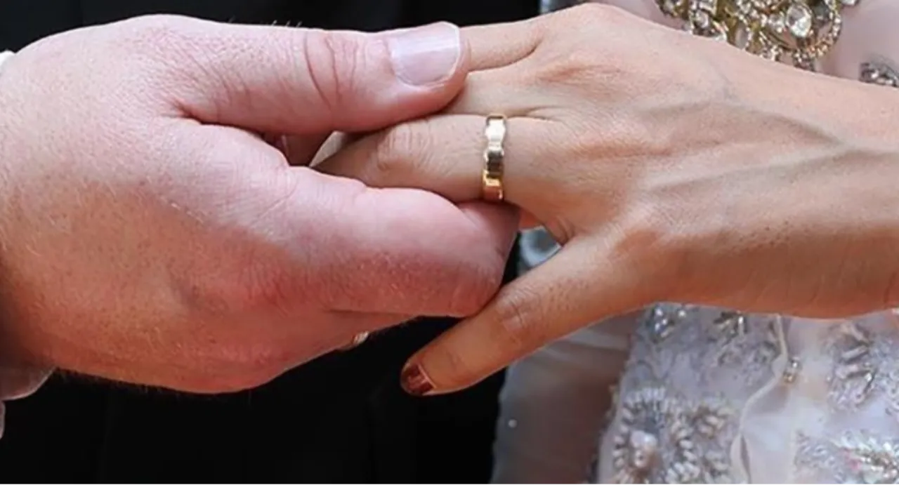 Aile Bakanlığı evlenecek gençlere yönelik destek paketini açıkladı! 250 bin TL evlilik kredisi başvuru rehberi 