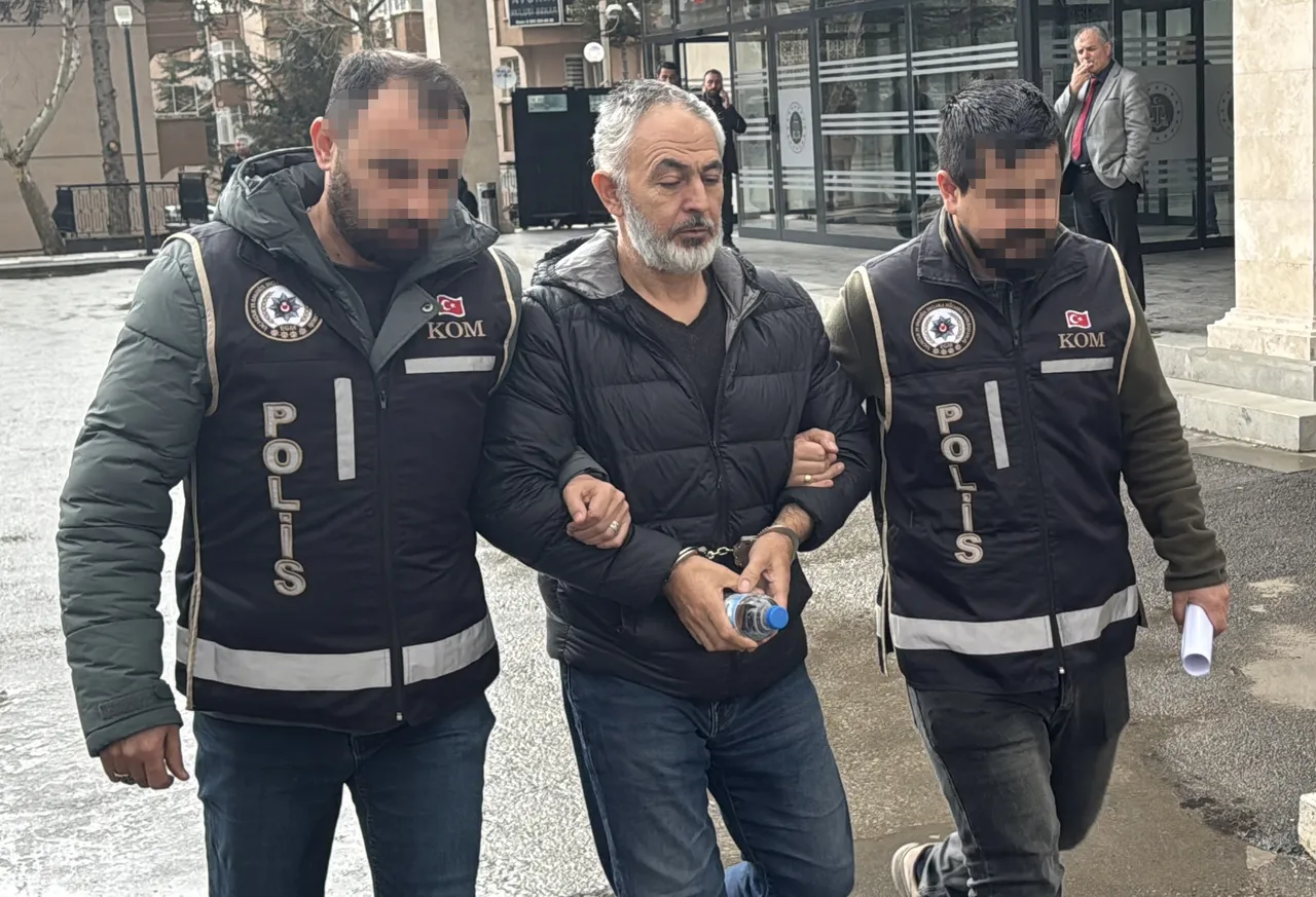 Akın Gürlek’in tapu kayıtlarını sorgulayan tapu müdürü tutuklandı