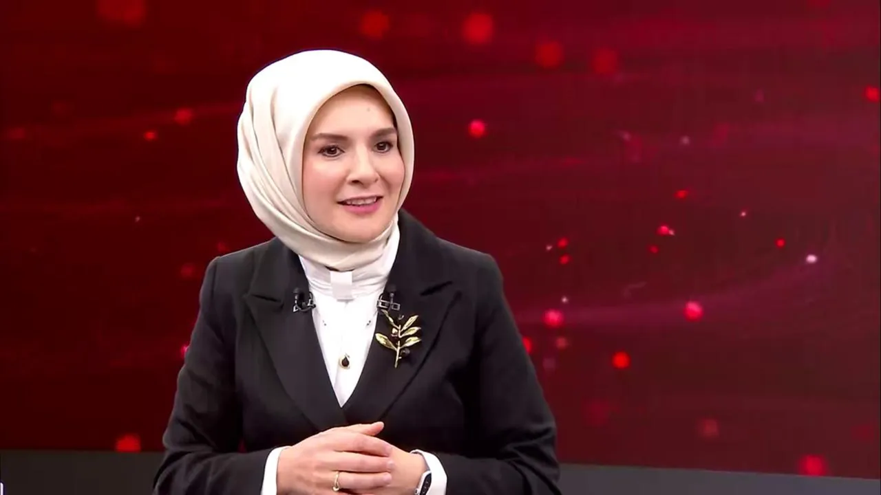 Bakanlıktan gençlere müjde: Hem faizsiz kredi miktarı artırıldı hem geri ödeme şartları kolaylaştı!