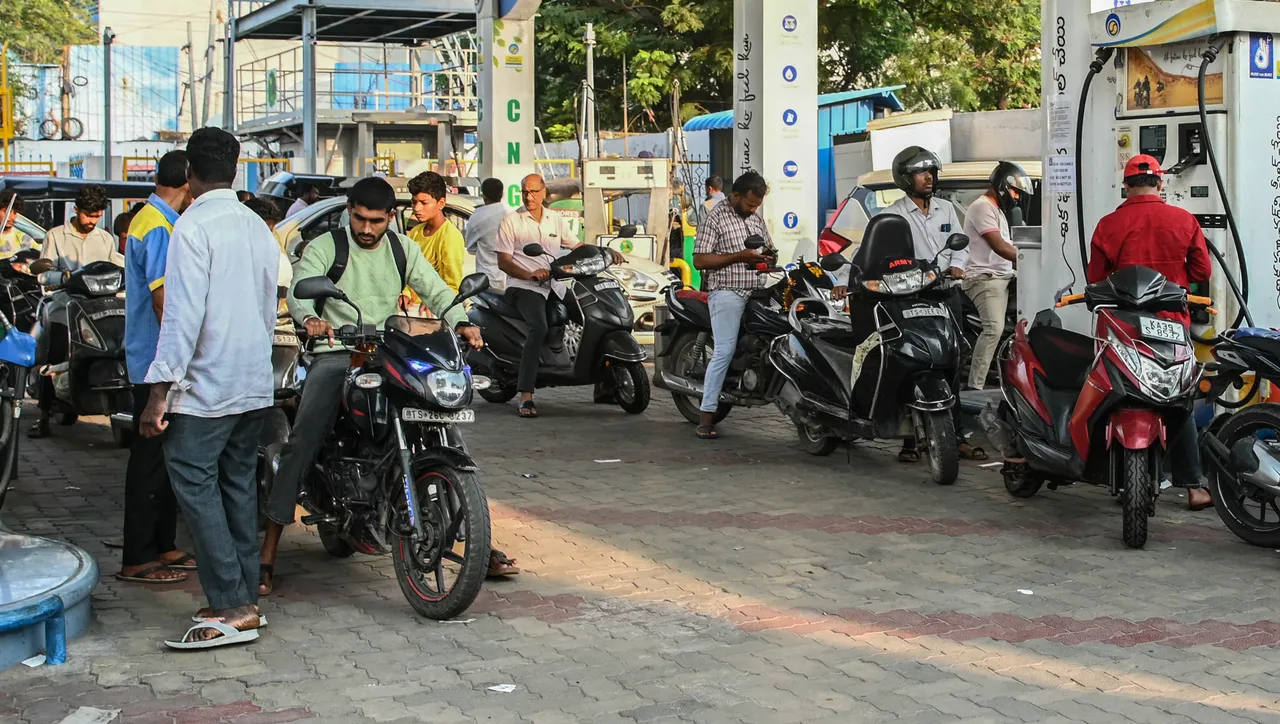 Enerji krizinde domino etkisi: Restoranlar kapandı, yüzlerce fabrika durdu