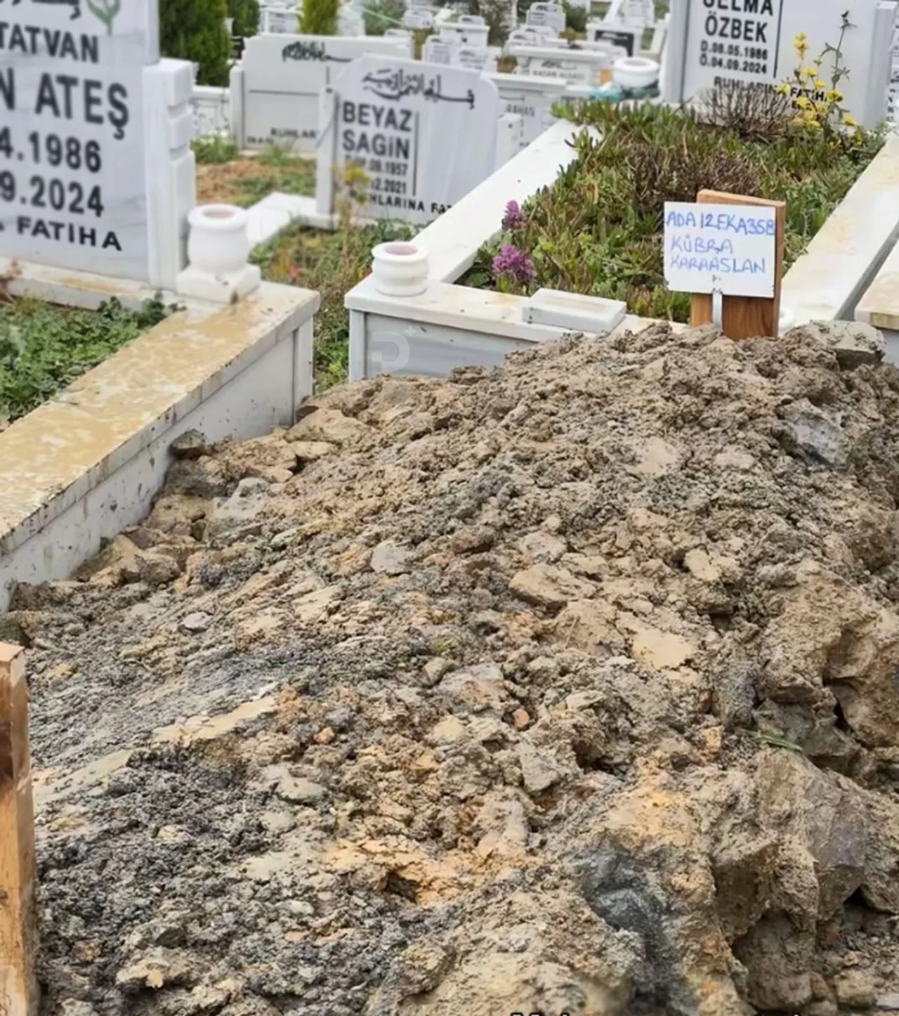 Fenomen Kübra Karaaslan hayatını kaybetti! Ölümünde ‘intihar’ iddiası