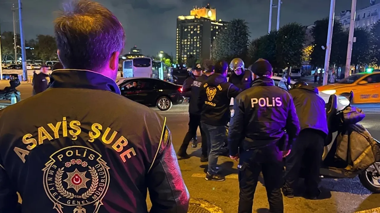 İstanbul'da büyük uygulama! 1 gecede 1065 kişi gözaltına alındı