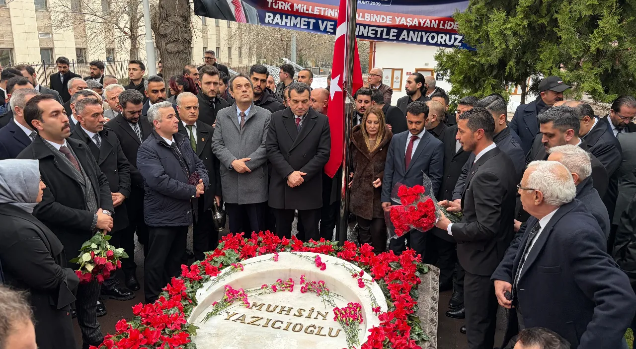 Muhsin Yazıcıoğlu, vefatının 17. yıldönümünde kabri başında anıldı