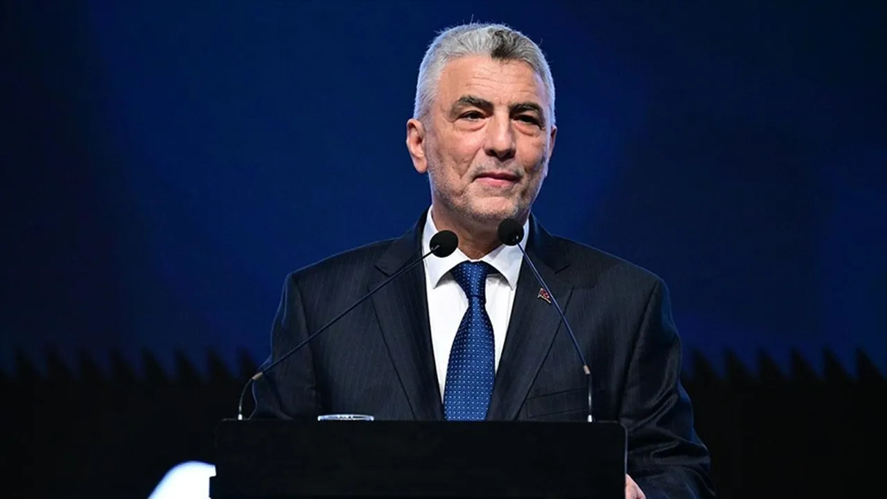 Ticaret Bakanı Ömer Bolat