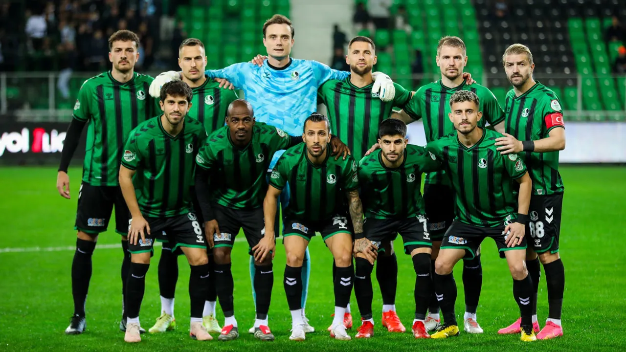 Sakaryaspor ayrılığı resmen duyurdu