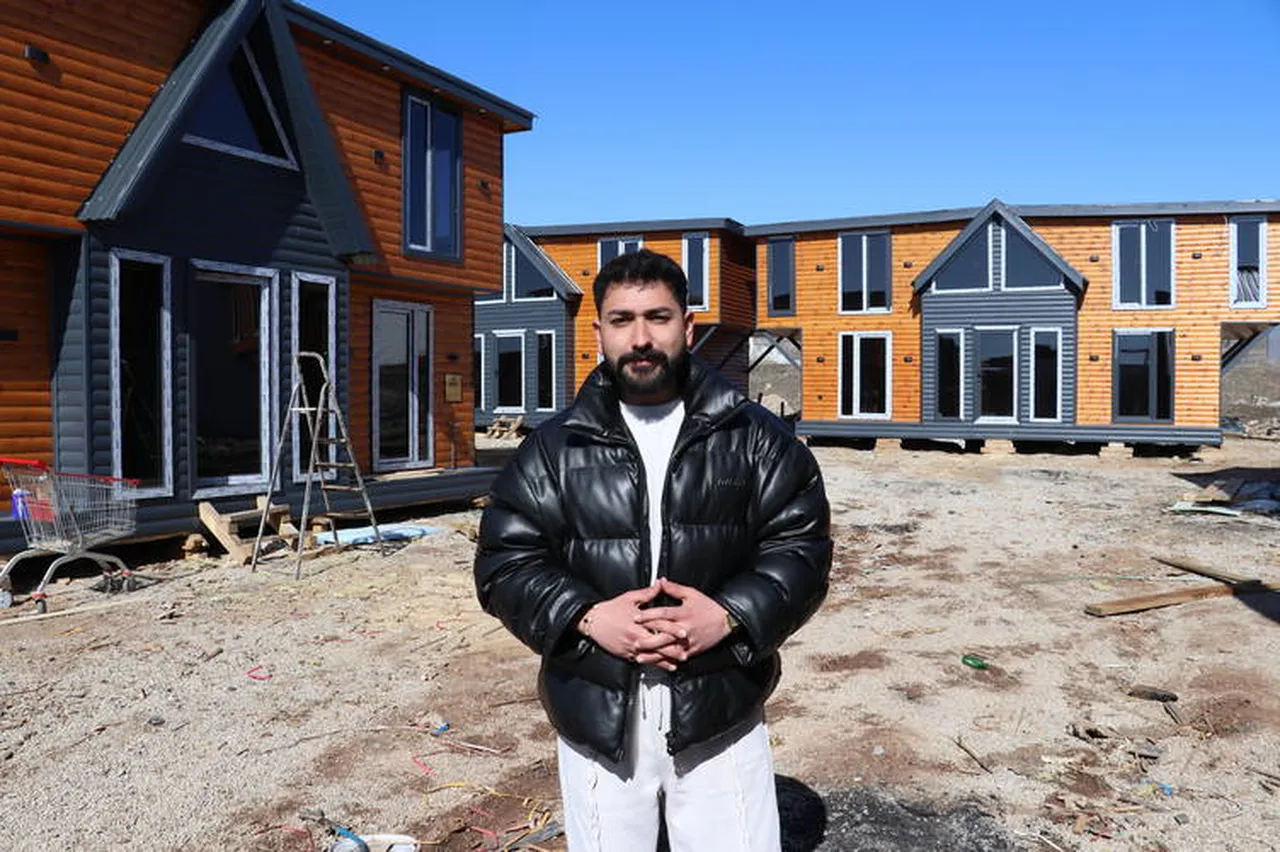 Sivaslı kardeşler Avrupa'ya ahşap ev satıyor! Gümrüğü geçtiği an sipariş yağıyor