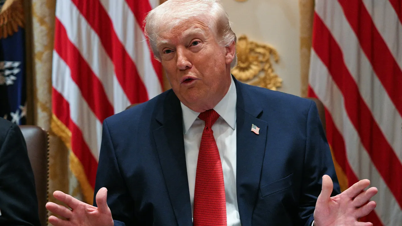 ABD Başkanı Trump: İran bize anlaşmak için yalvarıyor