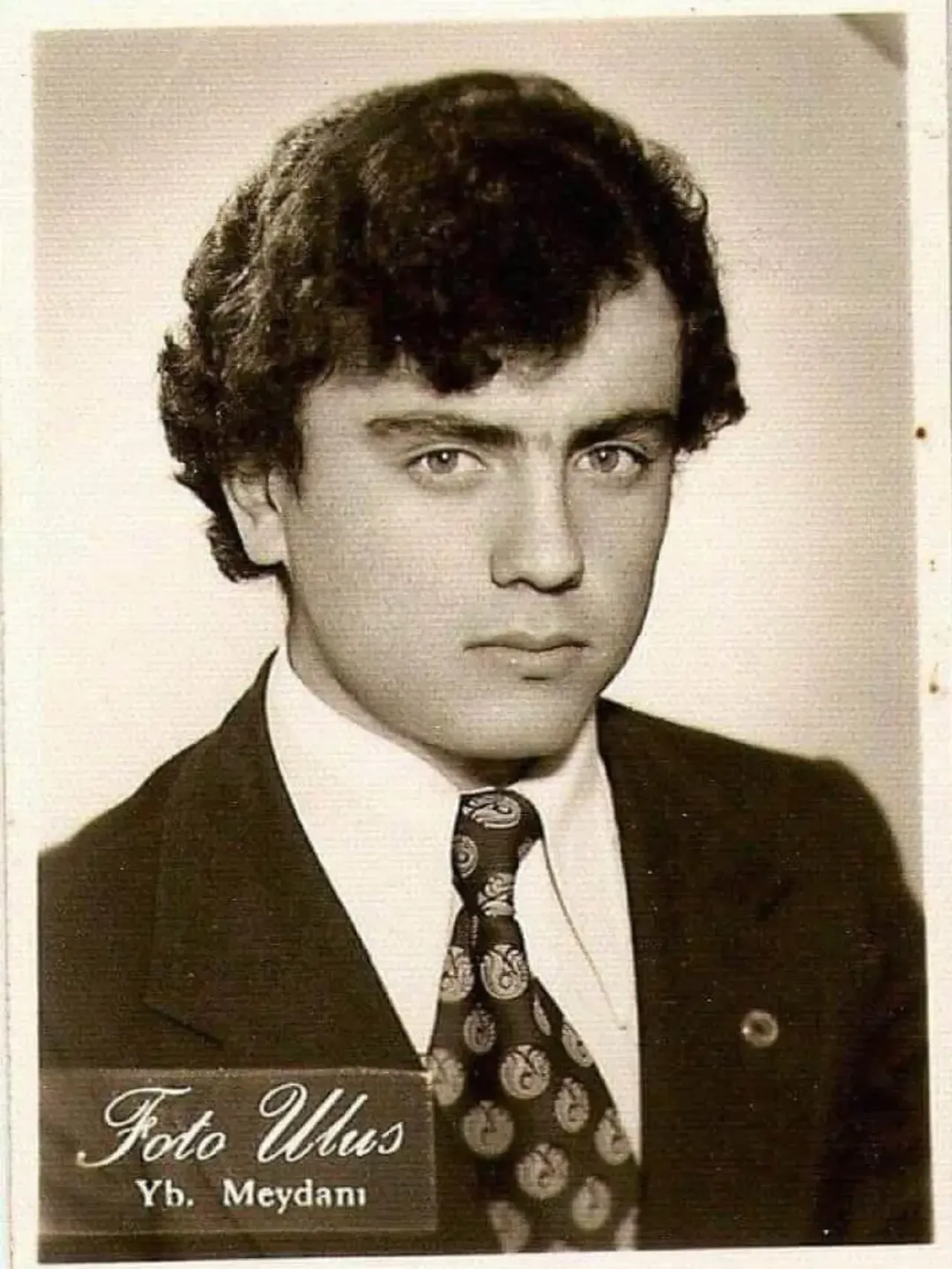 Adı ilk kez böyle duyuldu! 40 yıl önce Muhsin Yazıcıoğlu camide öldürülen gençleri savunmuştu