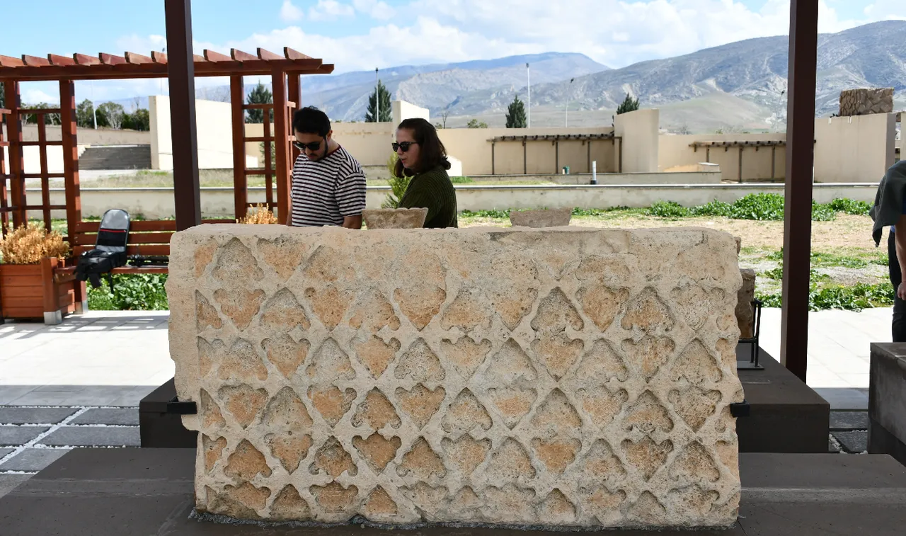 Batan şehrin eserleri bunlar! Hasankeyf'in 10 bin yıllık tarihi sergileniyor