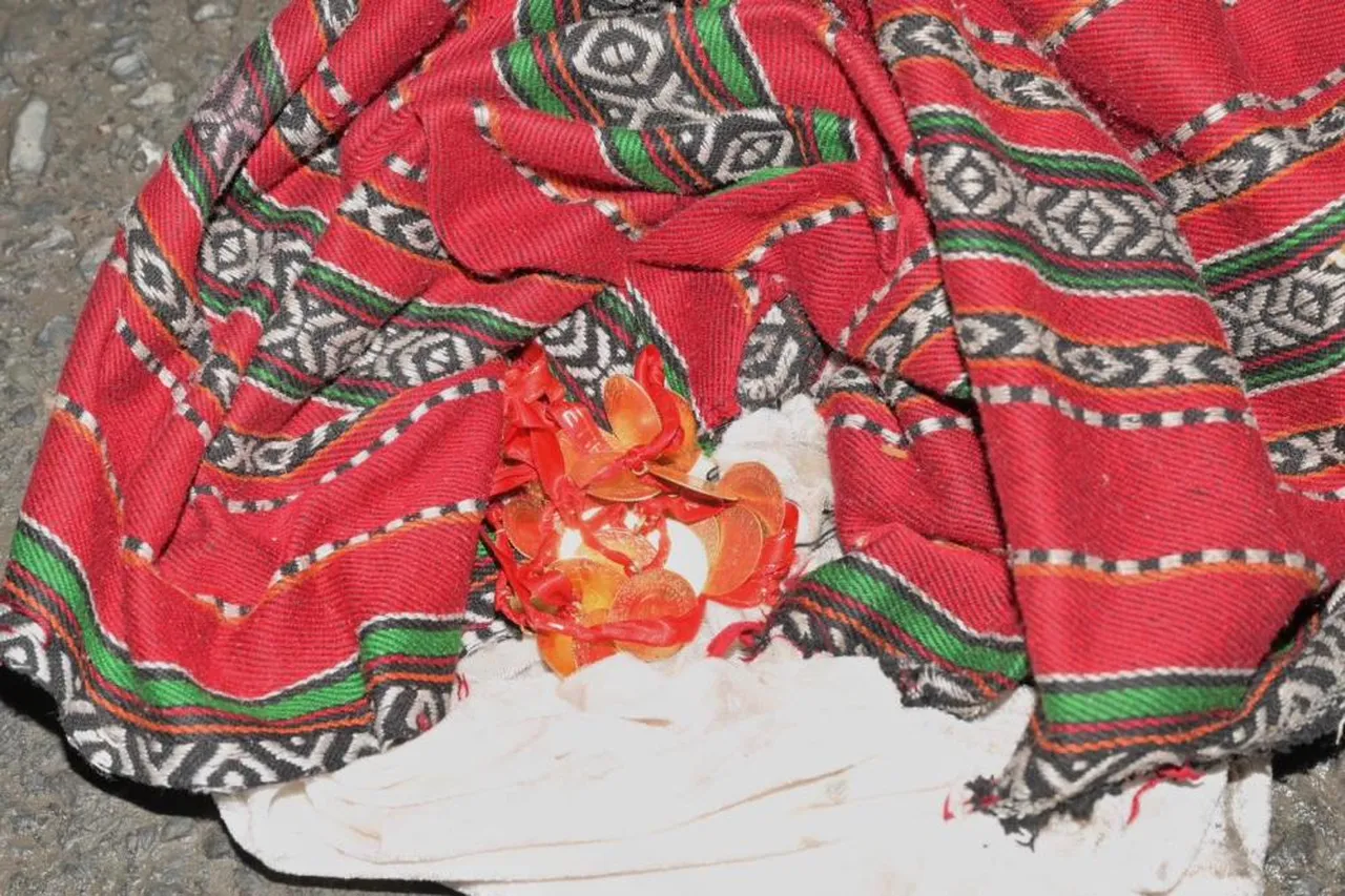 İstanbul Esenyurt'ta çöpten servet çıktı! Çil çil altın bulundu, sahibi gözyaşlarına boğuldu