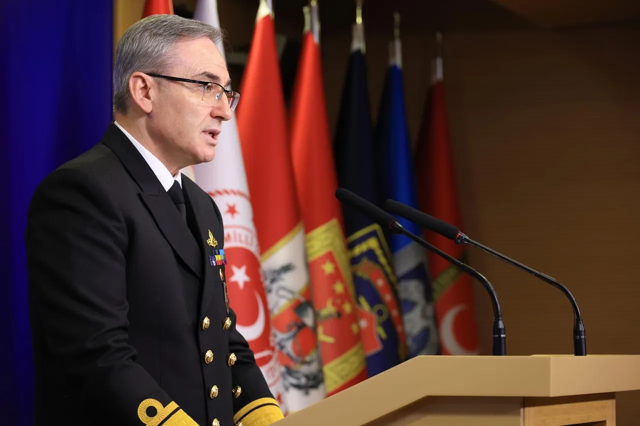 MSB Basın ve Halkla İlişkiler Müşaviri ve Bakanlık Sözcüsü Tuğamiral Zeki Aktürk