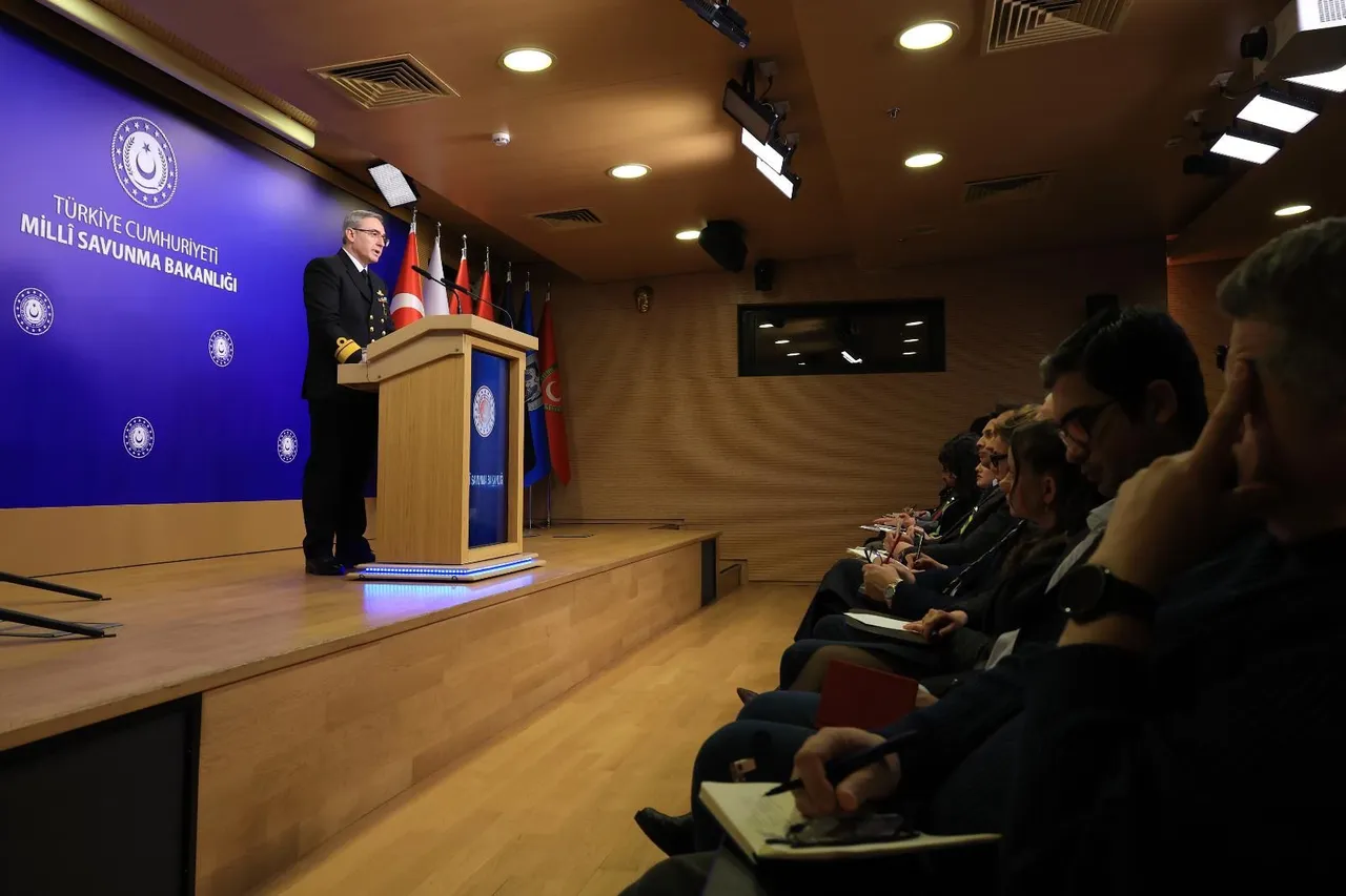 MSB Basın ve Halkla İlişkiler Müşaviri ve Bakanlık Sözcüsü Tuğamiral Zeki Aktürk