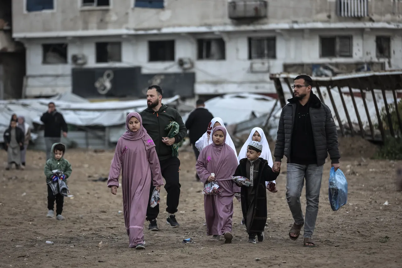 Netanyahunun eşi çocuklarına yapılanlar yüzünden isyan etti: Babaları yüzünden...